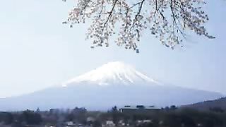 За окном темнота