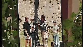 Сотворение мира в 21 веке - 41 Раскопки динозавров