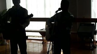 Наповняючи небо й морів глибину