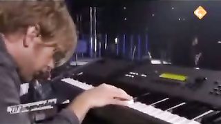 Chris Tomlin — Indescribable