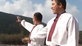 Гурт Джерело - Хай ця пісня залунає понад сині гори