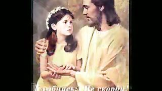 В трудный час ролик