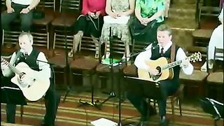 Трио Новая Жизнь - Я под гитару пою