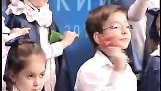 Ансамбль цветных колокольчиков - Ныне день благоприятный