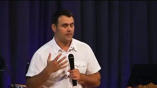 Карпик Олег - Любов виганяє страх