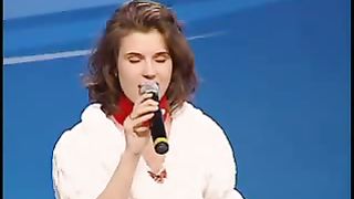 Яна Валивач - В небе ангелы поют