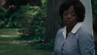 Прислуга (2011)