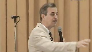 Филипп Савочка - Как жить мирно долго и счастливо