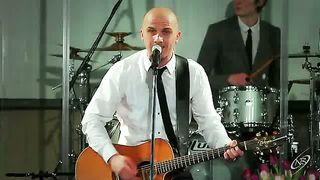 Воскрес (прославление в церкви)