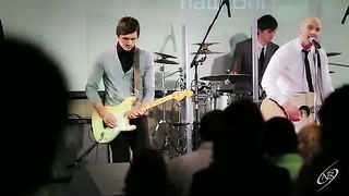 Наш Бог Великий (прославление в церкви)