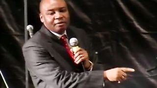 Генри Мадава - Есть сила в имени Иисуса