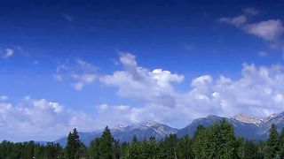 В исканье счастья караоке