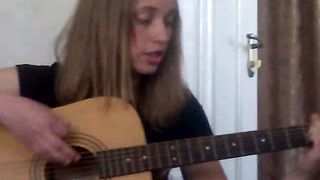 Я пустыней шел далекой