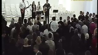 Маханаим - Течет река