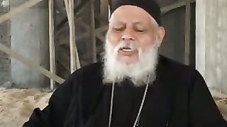 Отец Самаан и мусорный город в Египте