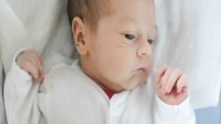 Немовлятко взяли просто з лікарні