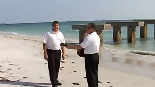 Джерело - Молись, молись