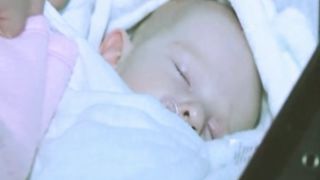 Ревека вдома. В безпеці!