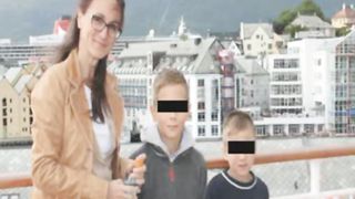 33 тисячі євро та 18 місяців ув'язнення за один ляпаc позадку