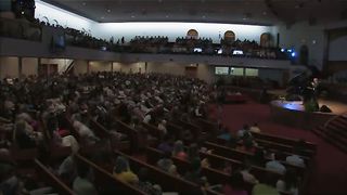 Виталий Бондаренко - Мира в жизни вам желаем