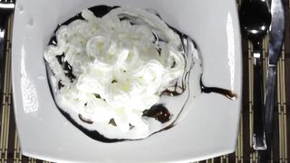 Девочка и червяк