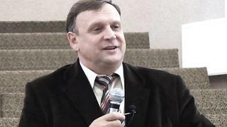 Анатолій Кліновський - Спочатку Звичайне