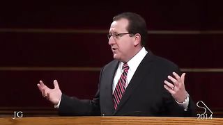 Том Пеннингтон - Служители