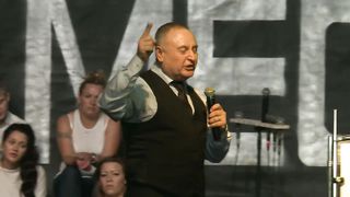 Артур Симонян - Сильная церковь