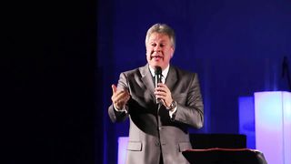 Джордж Давидюк - Особості взаємовідносини