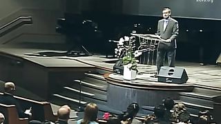 Алексей Коломийцев - Служители и отношение к ним