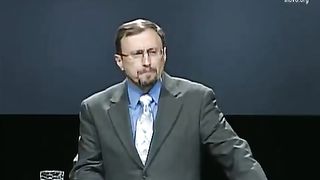 Алексей Коломийцев - Служители и отношение к ним