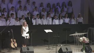 Эмма Кушикова - Острое жало коснулось ладони