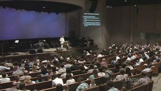 Алексей Коломийцев - Почитай отца и мать.