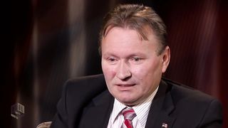 Угол - Флорин Чирук - Свобода любой ценой