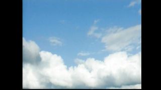 Синее небо меня так манит