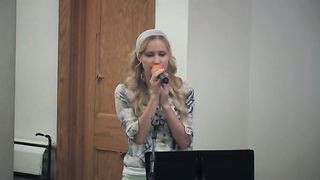 Аня Политова - Бачу Бога