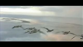 Манит серце мечтою