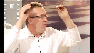 Два портфеля - Папа мой сущий на работе