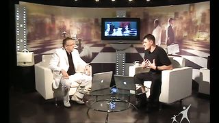 Два портфеля - Социальный протест