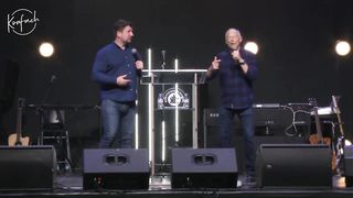 Томми Барнетт - С Ним не безопасно, но с Ним здорово