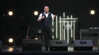 Артур Симонян - Горит, но не сгорает