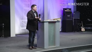 Денис Малютин - У фронтовой линии есть две стороны