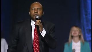 Генри Мадава - Человек, через которого движется Бог