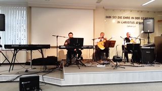 Трио "Новая жизнь" - Выступление в церкви