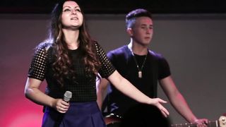 New Beginnings Church - У креста