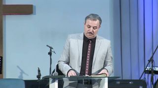 Пилип Савочка - 7 питань про сім'ю