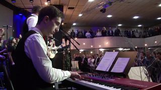 Прославление церкви Скиния - Царит Иисус вовек веков