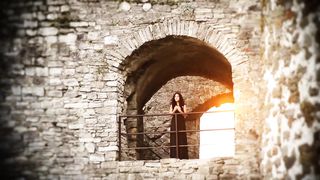 Дарина Кочанжи - Я падаю