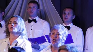 Нове Місто - Бог прийшов померти