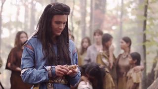 Один ещё не одинок (2013)